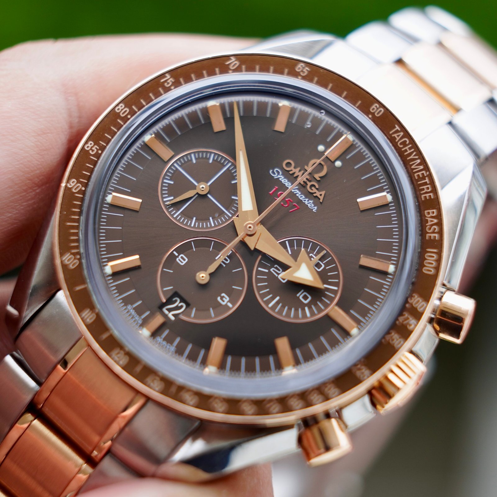 Omega Speedmaster Broad Arrow 1957 - ref. 321.90.42.50.13.001 - đã qua sử dụng - Ảnh 2